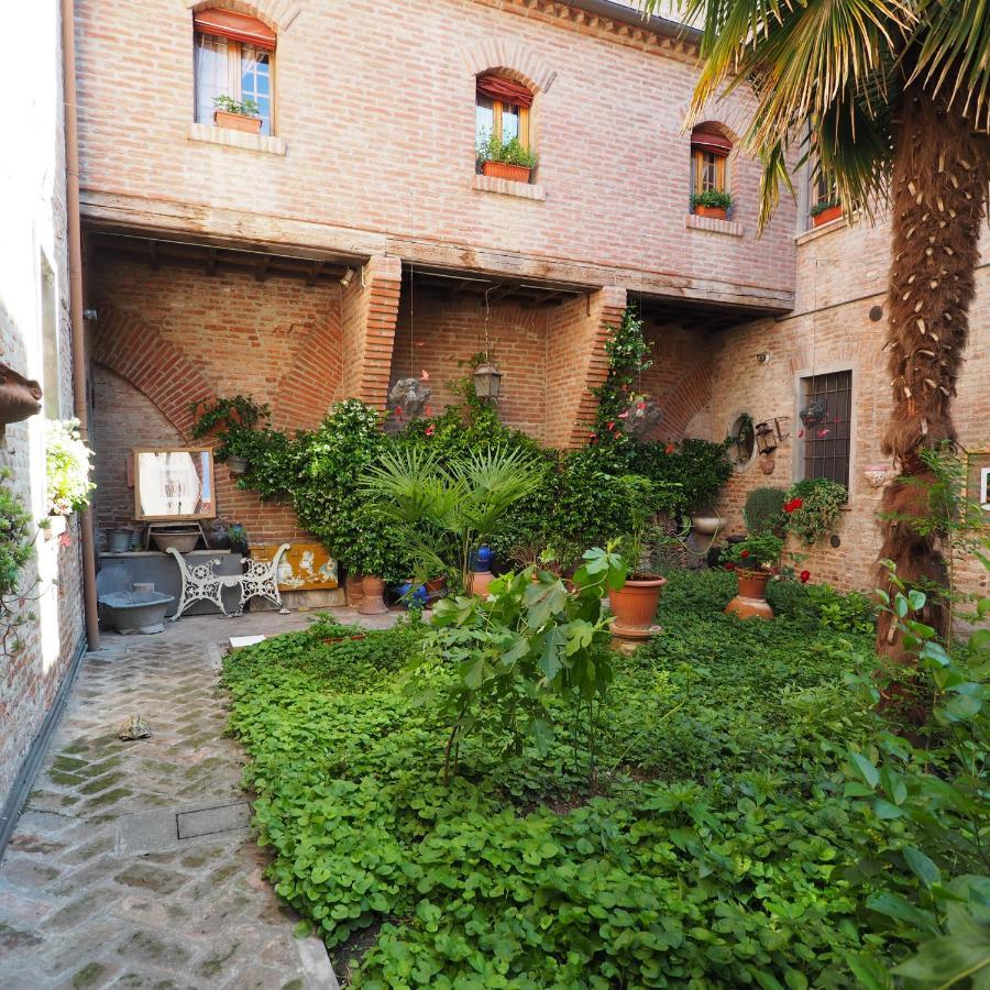 Apartamento Il Giardino Segreto Ferrara Exterior foto